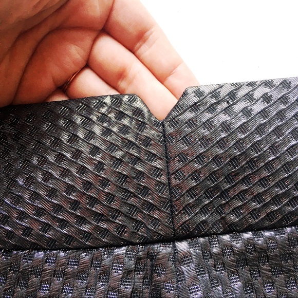 EXPRESS Metallic Graphite Grey Rolled Cuff Shorts - Picture 9 of 15